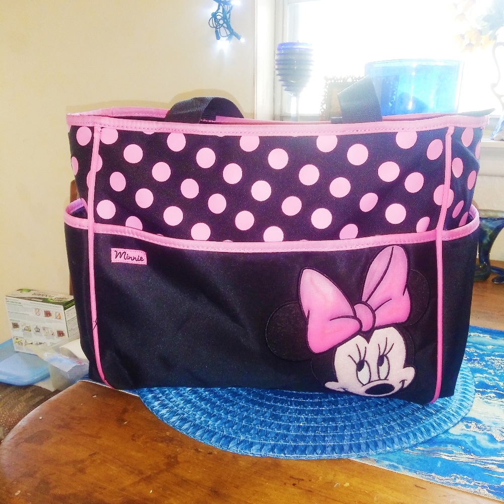 Disney Bundle - Picture 2 of 3
